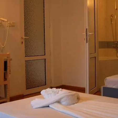 Adis מלון גולדן סנדס