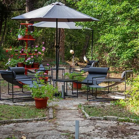 Hotel Adis 3*